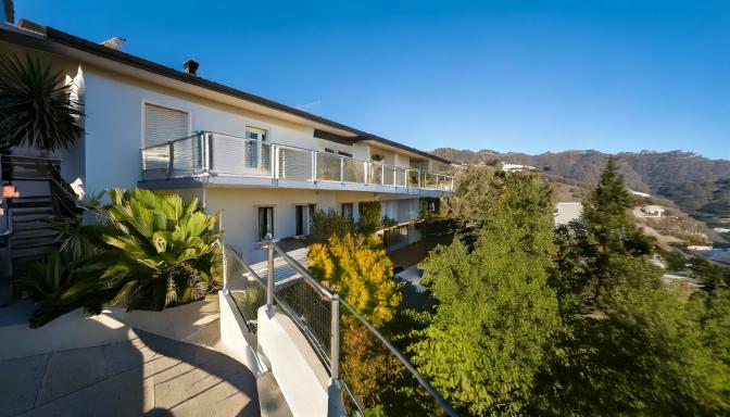 Balcony Law in California