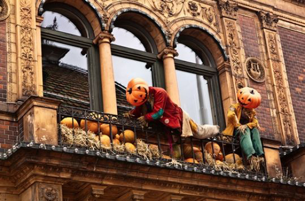 halloween-balcony-inspections